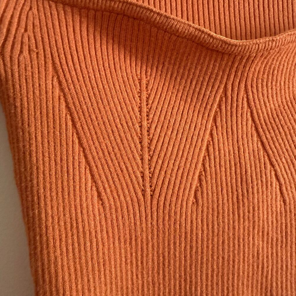 ISALIS Burnt Orange Square Neck Cropped Short Sleeve Ribbed Sweater Medium - Picture 2 of 6